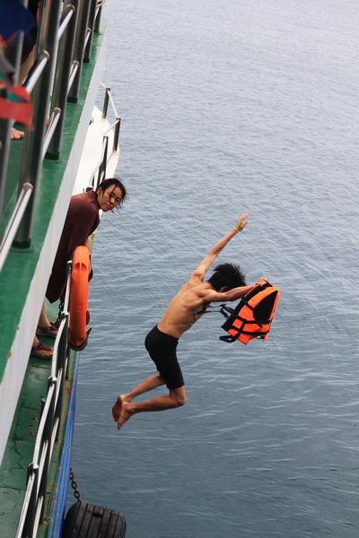 海上-Poly跳海(O)