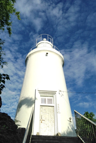 白燈塔(P)