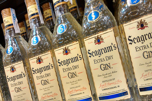 gin-488184_640.jpg