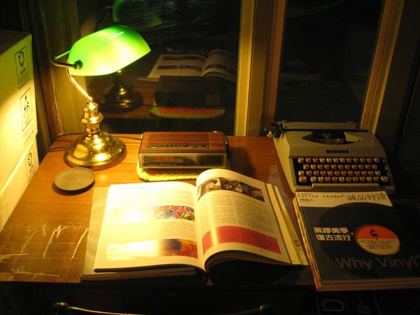 舊書櫃宜蘭咖啡2.jpg