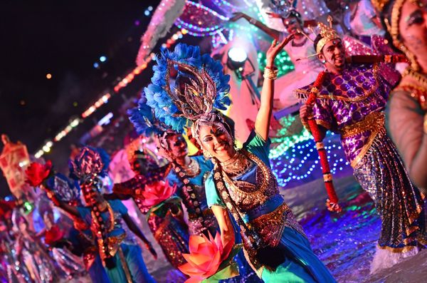 新加坡妝藝大遊行 (圖片來源 新加坡旅遊局).jpg