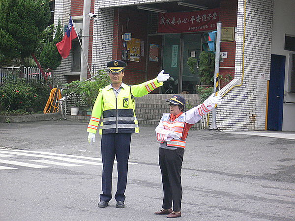 Movie09_1-12.jpg