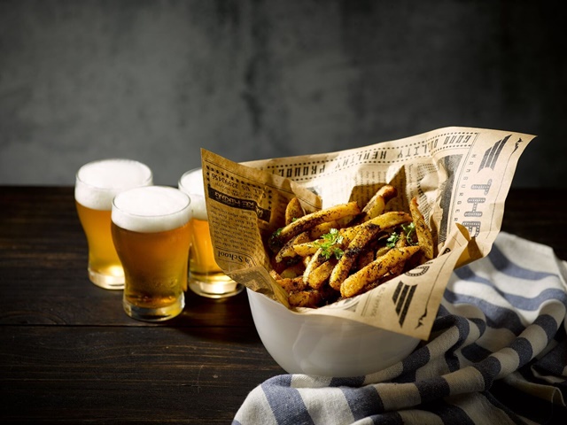BUCKSKIN BEERHOUSE獨家的黑嘛嘛薯條，.jpeg