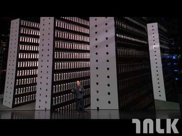 apple19oct00073.png
