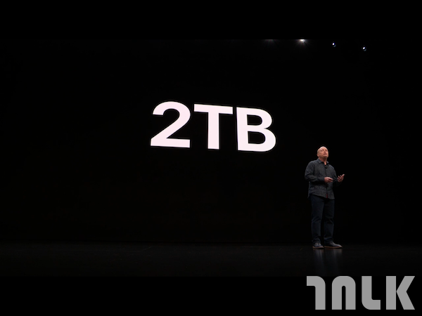 apple19oct00065.png