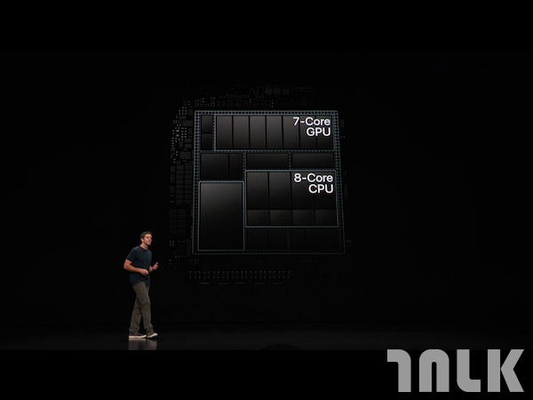 apple19oct00134.png