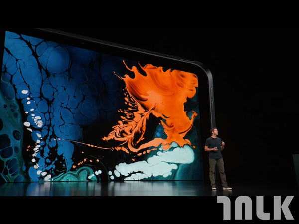 apple19oct00107.png