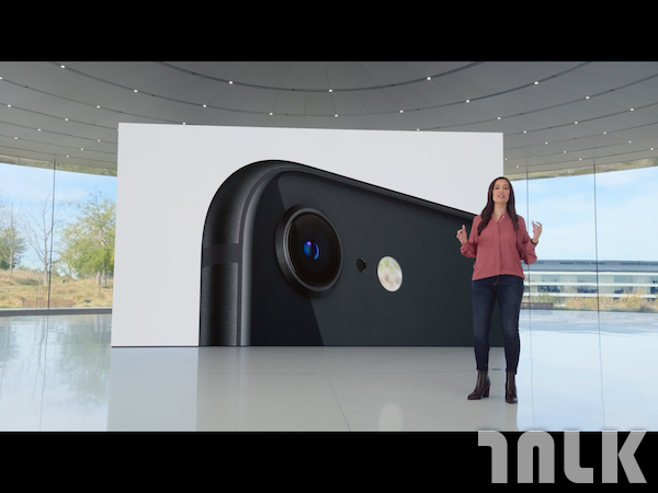 appleEvent030900009.PNG