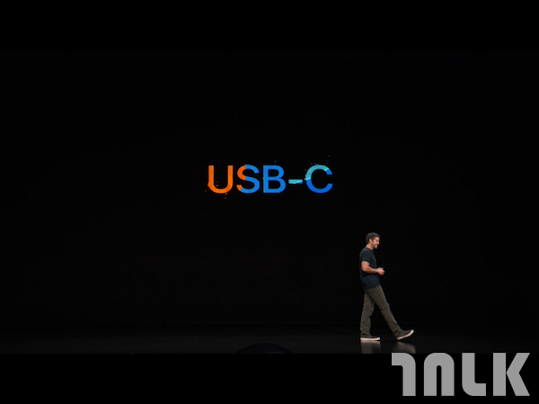apple19oct00139.png