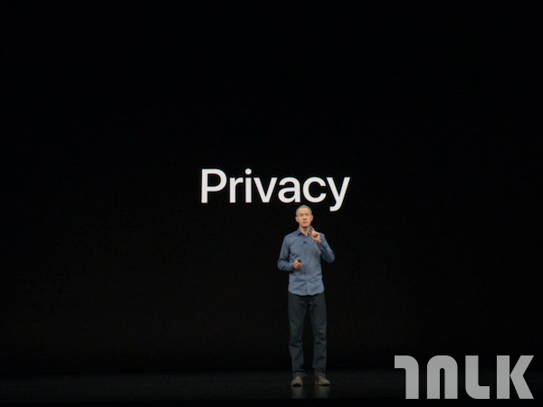 apple2018sep00063.png