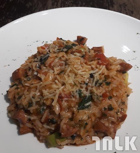 西班牙香腸燉飯.jpg