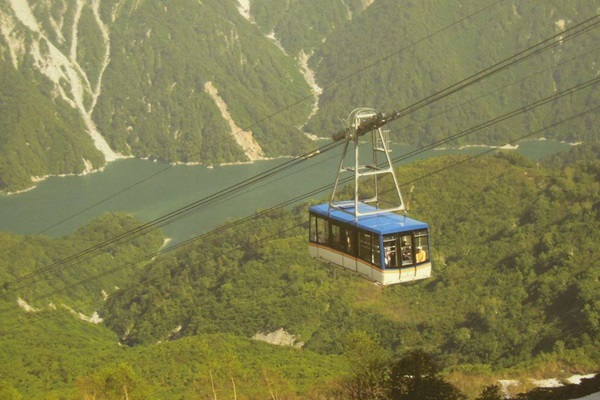 18136109_1430873596984467_102508841_n