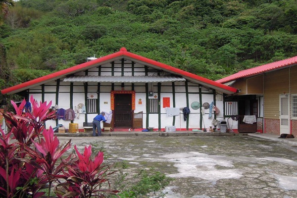 26994425_1749474561791034_944035833_n