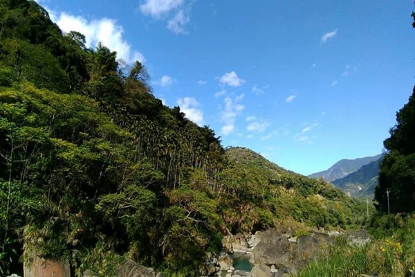 27044684_1749474681791022_550633730_n