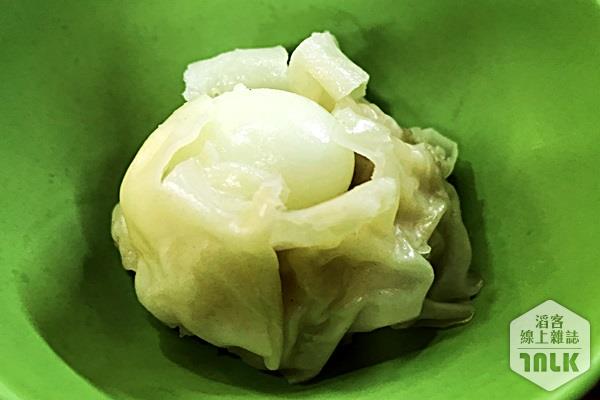 三合茶室招牌鵪鶉蛋燒賣