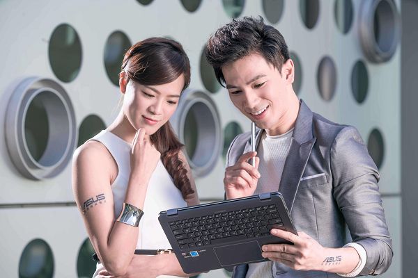 全新ASUS NovaGo.jpg