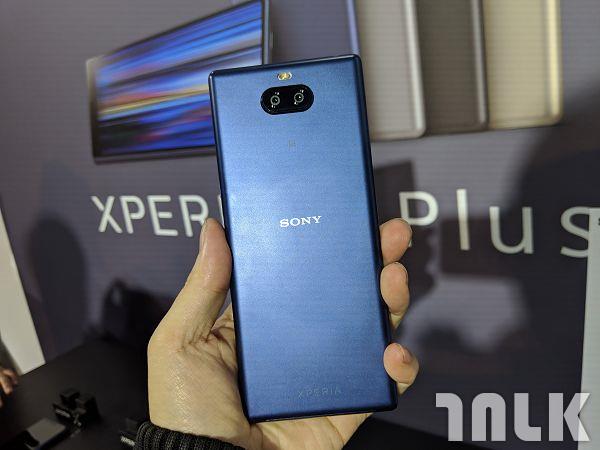 XPERIA 10 PLUS (1).jpg