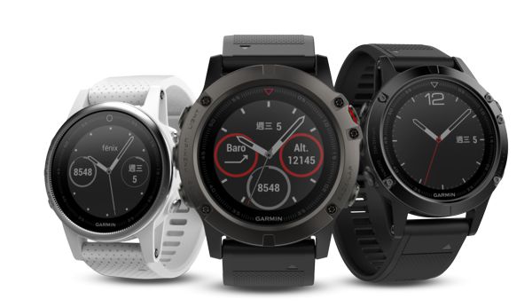 fenix5_Family_1.jpg
