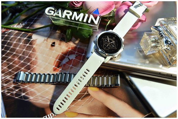 Garmin腕錶fēnix 5S(1).jpg