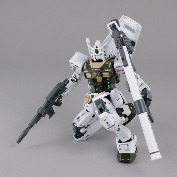 「MG 1100 AAPE RX-78-2 GUNDAM GRN-CAMO」-1.jpg