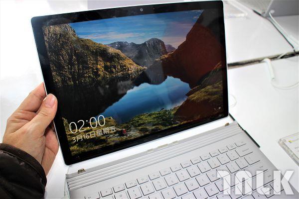 Surface Book 2 04.jpg