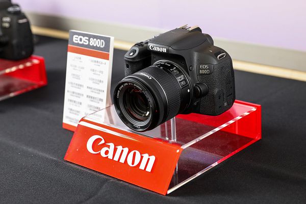 圖4EOS 800D.jpg